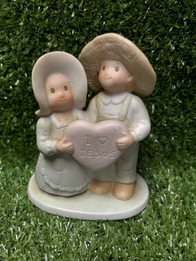 I Love Jesus Ceramic Figurine in Cream and Pink - Circle of Friends